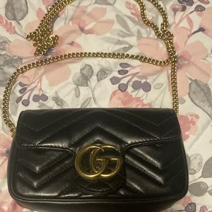 Gucci -GG Marmont Super Mini Quilted leather shoulder bag Authentic,no receipt